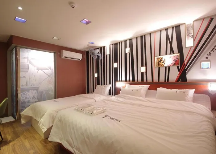 T Motel 2*