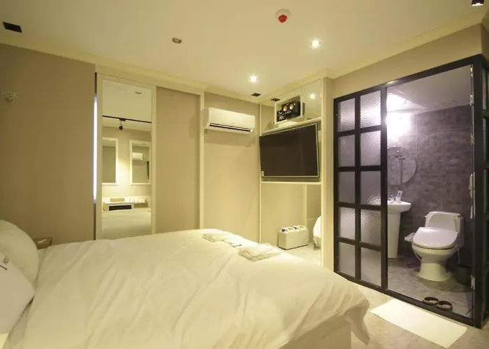 Motel T
